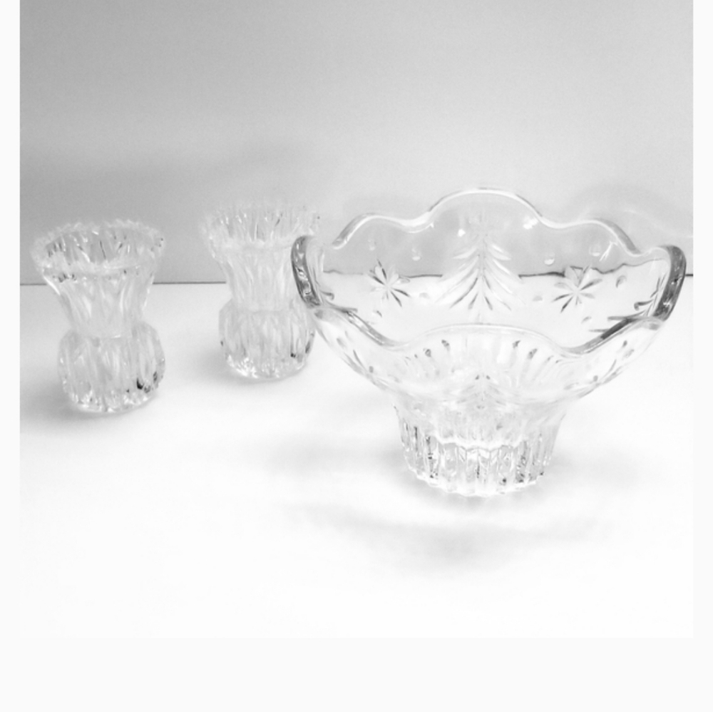 Bowl and glass candle sticks.